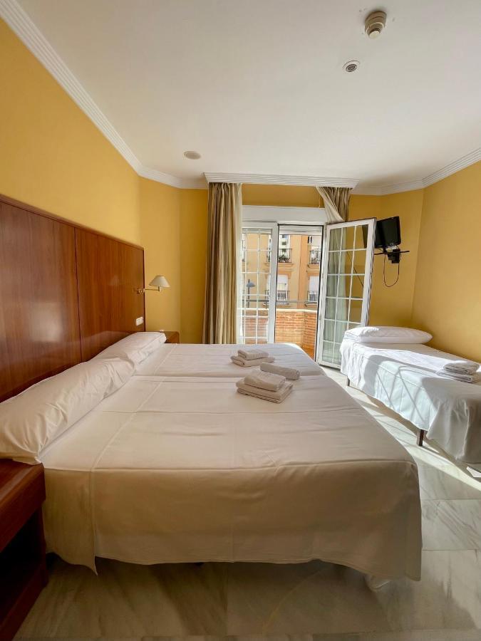 Hotel La Fonda De Don Gonzalo Cenes de la Vega Kültér fotó