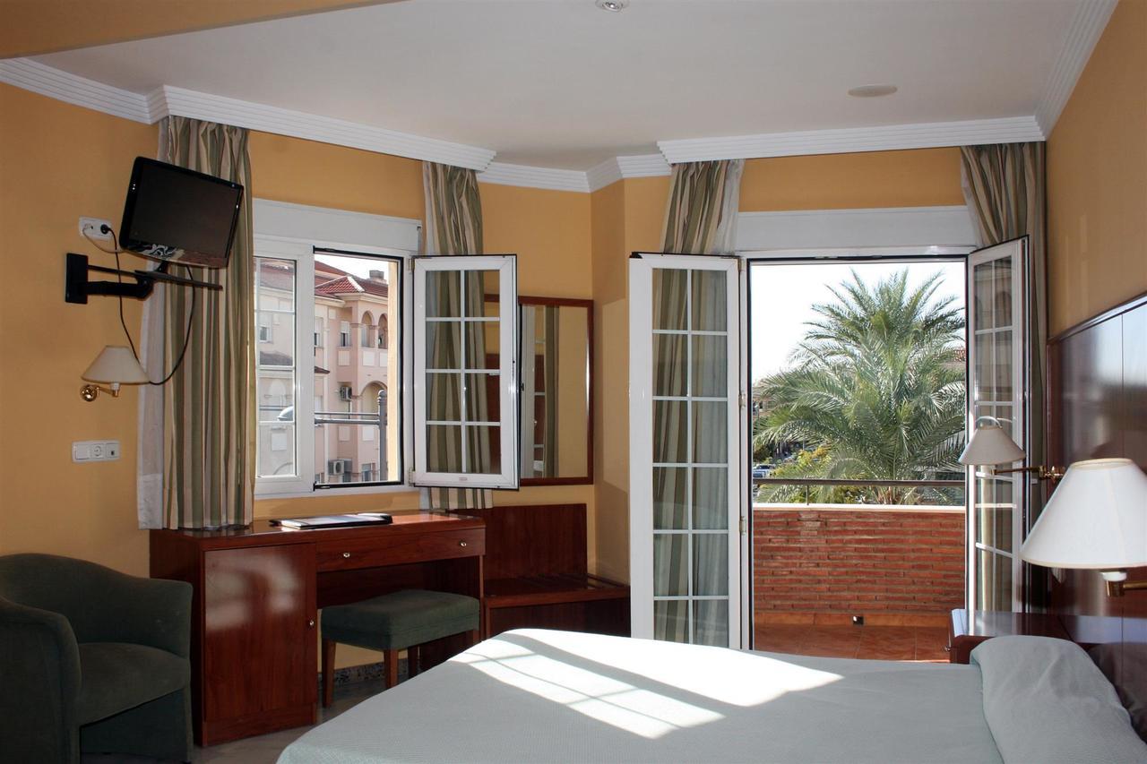 Hotel La Fonda De Don Gonzalo Cenes de la Vega Kültér fotó